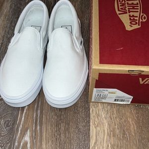 SLIP ON VANS🤍